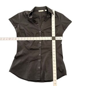 New York & Company Stretch Black Short Sleeve Button Up Shirt Small
